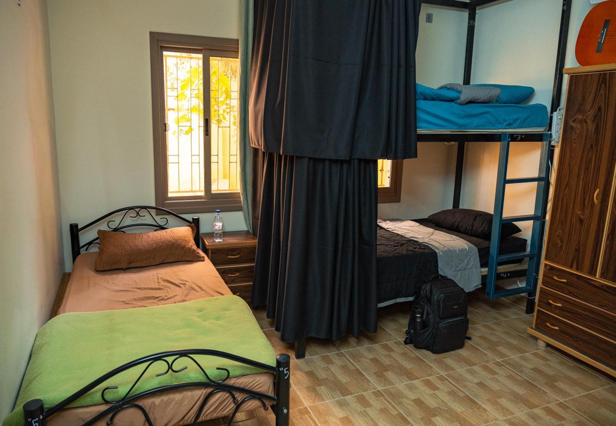 Extra Traveller Hostel Aqaba Luaran gambar
