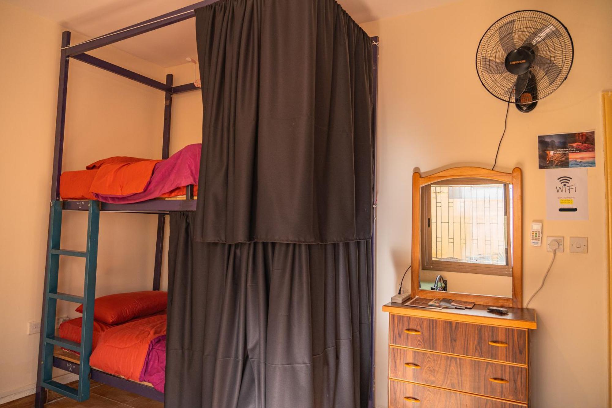 Extra Traveller Hostel Aqaba Luaran gambar