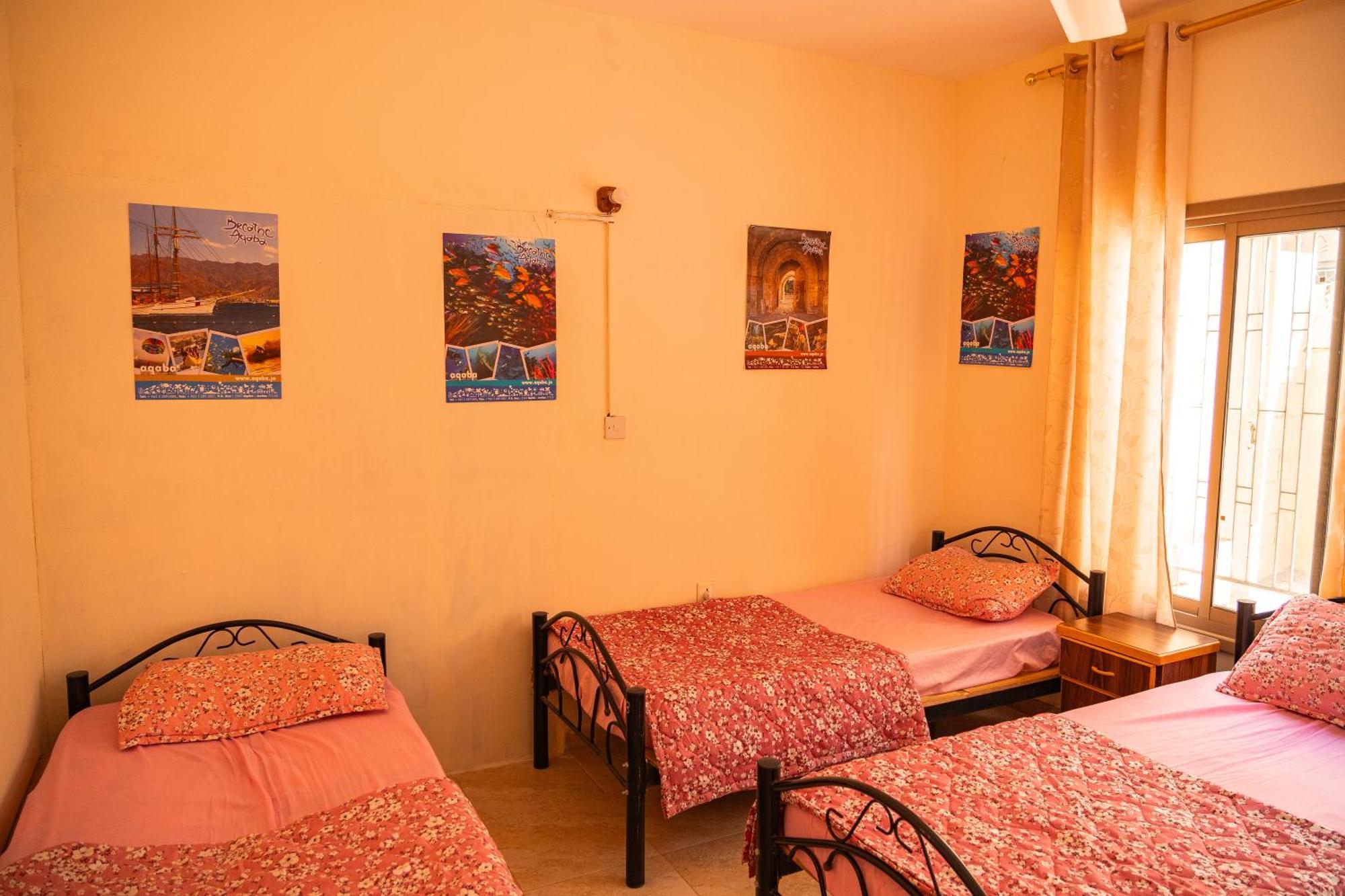 Extra Traveller Hostel Aqaba Luaran gambar